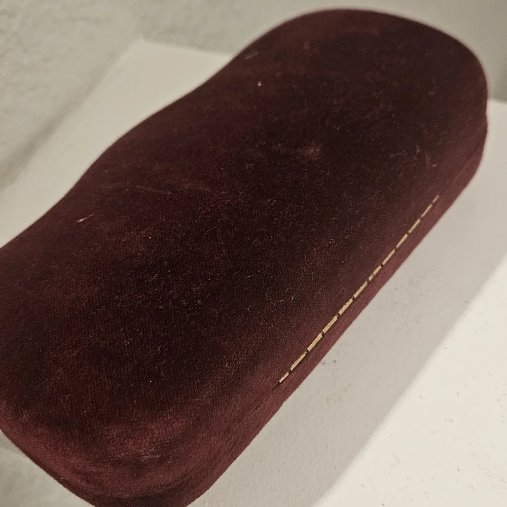Gucci Sunglasses Case - Brown and Tan - Picture 2 of 4